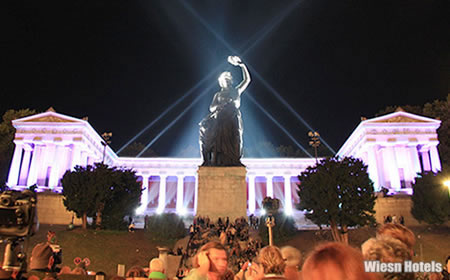 Tipps, Empfehlungen und gute Adressen - Schöne Hotels und Unterkünfte in München - Munich oktoberfest services with fine addresses